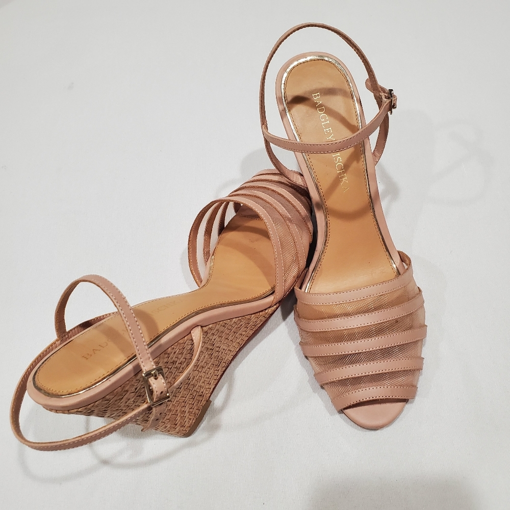 BADGLEY MISCHKA Colina Wedge Sandal Leather & Mesh